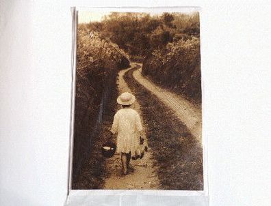 Grußkarte Klappkarte Ansichtskarte + Umschlag Postkarte Sammler Karte "Kind auf Weg"