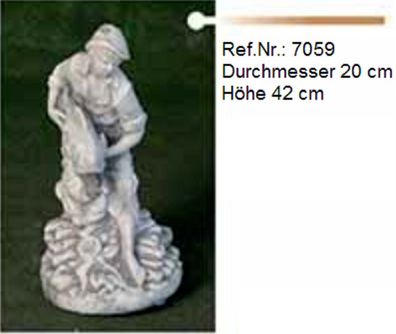 Männliche Skulptur mit einen Fisch aus Weißstein - Ref. Nr. 7059