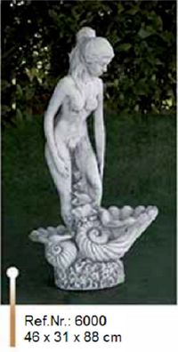 Frauen Gartenskulptur aus Weißstein auch für Wasserspiele - Ref. Nr. 6000