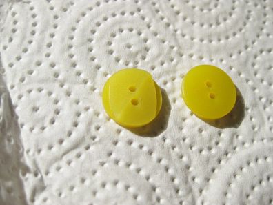 1 Kunststoffknopf Knöpfe gelb 15x3mm 2Loch Nr. 3127