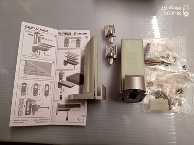 Tablar-Klemmträger Kaiman Maxi, Materialstärke 39-73 mm, silberfarbig RAL 9006