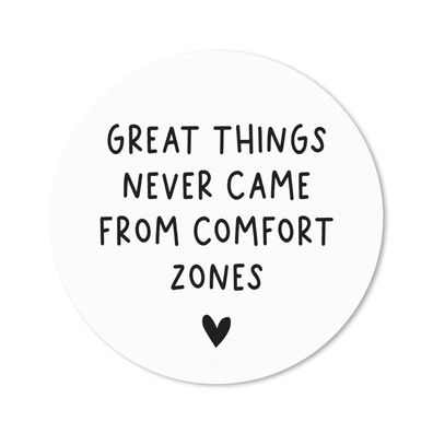 Mauspad - Englisches Zitat "Great things never came from comfort zones" vor einem wei