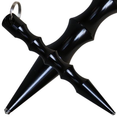 BlackField Kubotan aus Leichtmetall mit gehärteter Schlagspitze und Ring