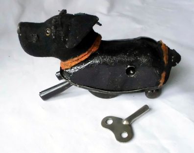 altes Blechspielzeug Schuco Hund mit Schlüsselaufzug um 1930 (119088)