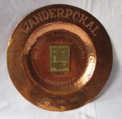 Wandteller Wanderpokal des FDGB-Bezirksvorstand Karl-Marx-Stadt 1980-82 (135022)