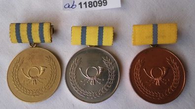 3 x DDR Verdienstmedaille der Deutschen Post in Gold Silber & Bronze (118099)