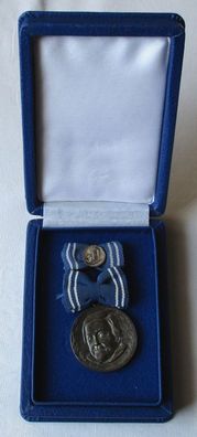 DDR Orden Clara Zetkin Medaille mit L.A. & M.B. Bartel 128c (127746)