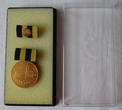 DDR Medaille für Verdienste in der Kohleindustrie Gold im Etui (153761)