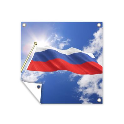 Gartenposter - Die Flagge Russlands weht am Himmel - 100x100 cm - Gartendeko