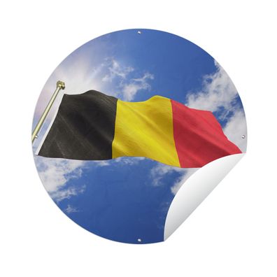 Gartenposter Rund - Die Flagge Belgiens weht am Himmel - Ø 120 cm - Gartendeko