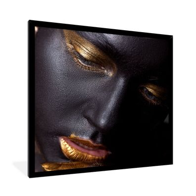 Poster - 40x40 cm - Frau - Gold - Schwarz - Make up
