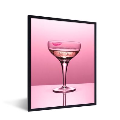 Poster - 30x40 cm - Nahaufnahme Sektglas mit Lippen Druck