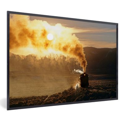 Poster - 60x40 cm - Ein Sonnenuntergang hinter der Dampflokomotive
