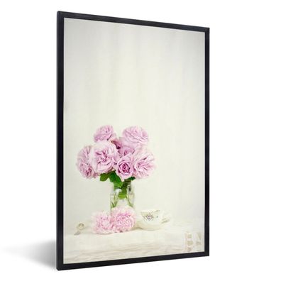 Poster - 40x60 cm - Blumenstrauß aus rosa Pfingstrosen an einer Teetasse