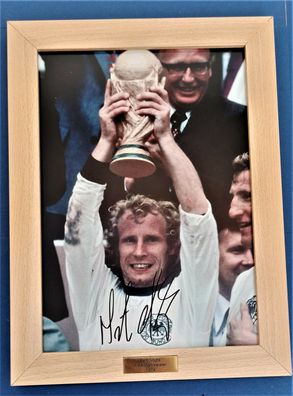 Berti Vogts FIFA Weltmeister 1974 Original Signiert
