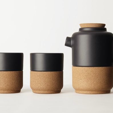 Tea for two - formschönes Set aus zwei Tassen und einer Teekanne schwarz Keramik mit