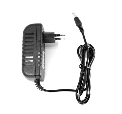 12V 2A Universal Netzteil Netzadapter Trafo für Elektronik LED Streifen Licht ...