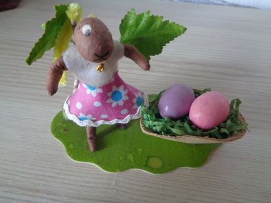 Sebnitzer Pappe-Osterhase mit Birke und Nest