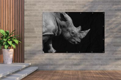 Gartenposter - 180x120 cm - Portrait Nashorn auf schwarzem Hintergrund