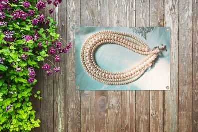 Gartenposter - 60x40 cm - Halskette aus Perlen (Gr. 60x40 cm)