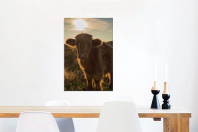 Leinwandbilder - 40x60 cm - Schottischer Highlander - Sonnenuntergang - Gras