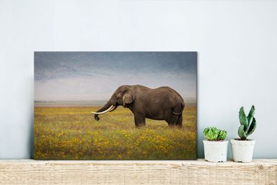 Leinwandbilder - 30x20 cm - Weidender Elefant in der Natur Afrikas (Gr. 30x20 cm)