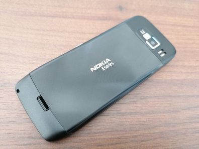 Nokia E52 in Schwarz top generalüberholt / black / Smartphone