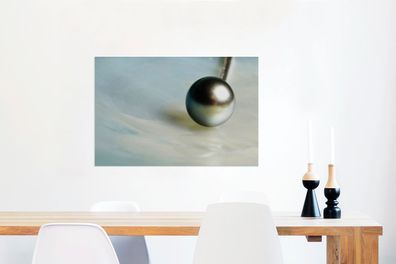 Glasbilder - 60x40 cm - Nahaufnahme einer Perle (Gr. 60x40 cm)