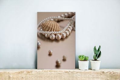 Glasbilder - 20x30 cm - Nahaufnahme einer Perlenkette (Gr. 20x30 cm)