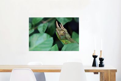Glasbilder - 90x60 cm - Verstecktes Chamäleon zwischen den Blättern (Gr. 90x60 cm)