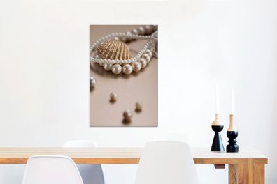 Leinwandbilder - 60x90 cm - Nahaufnahme einer Perlenkette (Gr. 60x90 cm)