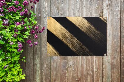 Gartenposter - 90x60 cm - Goldene Farbstreifen auf schwarzem Hintergrund