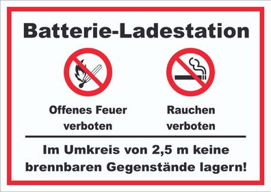 Batterie Ladestation offenes Feuer und rauchen verboten Schild