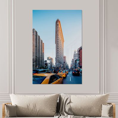 Glasbilder - 100x150 cm - Starker Verkehr rund um das Flatiron Building