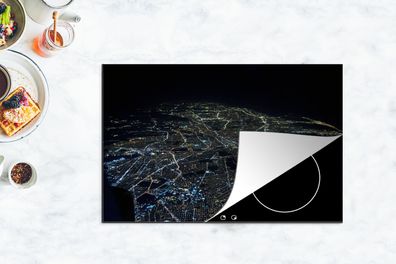 Herdabdeckplatte - 80x52 cm - Eine Luftaufnahme einer Stadt bei Nacht