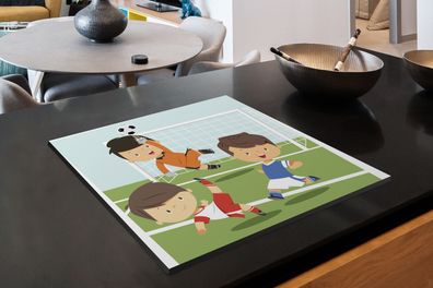 Herdabdeckplatte - 60x52 cm - Eine Illustration von drei Kindern, die Fußball spielen