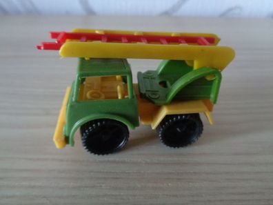 kleines Auto-Spielzeugauto-Kunststoff aus DDR Zeiten