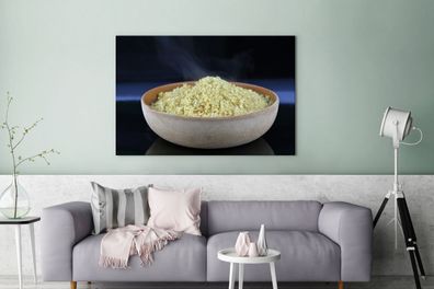 Leinwandbilder - 140x90 cm - Ein Quinoa-Gericht in einer rustikalen Holzschale