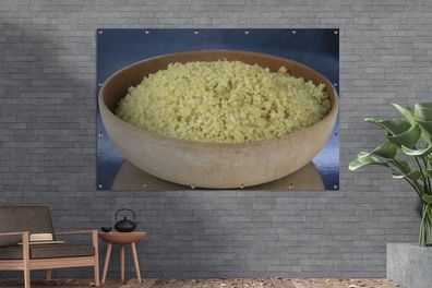 Gartenposter - 180x120 cm - Eine Nahaufnahme des Superfoods Quinoa in einer Holzschal