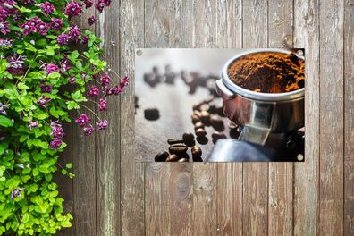 Gartenposter - 60x40 cm - Frisch gemahlene Kaffeebohnen im Morgenlicht (Gr. 60x40 cm)