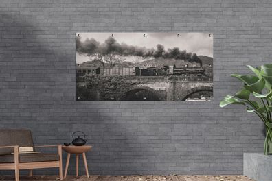 Gartenposter - 160x80 cm - Schwarz-weiße Illustration einer Dampflokomotive