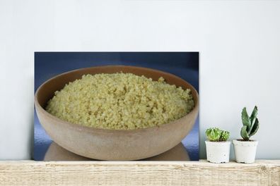 Glasbilder - 30x20 cm - Eine Nahaufnahme des Superfoods Quinoa in einer Holzschale