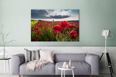 Leinwandbilder - 120x80 cm - Mohnblumen gegen einen dramatischen stürmischen Himmel
