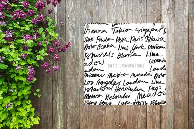 Gartenposter - 100x100 cm - Sprichwörter - Zitate - Sag ja zu neuen Abenteuern - New
