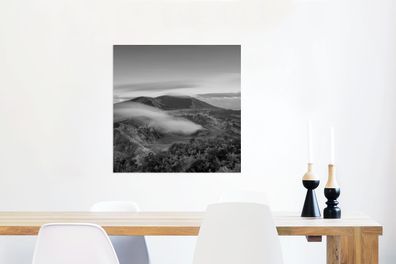 Glasbilder - 50x50 cm - Poas Vulkan bei Sonnenuntergang in Costa Rica in schwarz und