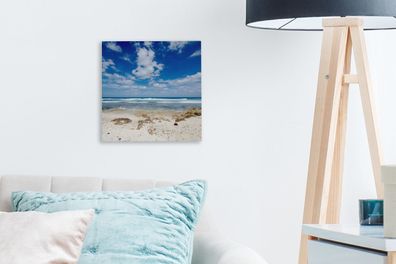 Leinwandbilder - 20x20 cm - Weißer Strand unter dem klaren Himmel mit Wolken auf Isla