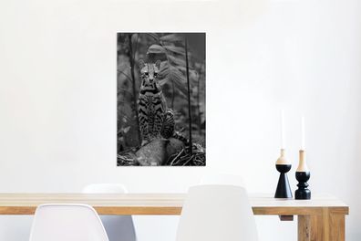 Leinwandbilder - 60x90 cm - Ozelot zwischen den Blättern des Dschungels in Costa Rica