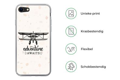 Hülle für iPhone 8 - Sprichwörter - Zitate - Das Abenteuer wartet - Fliegen - Silikon