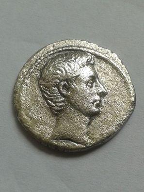 Original Silber Denar Kaiser Augustus 2/4 v. Chr. Lyon Ric 252 - 3,18g