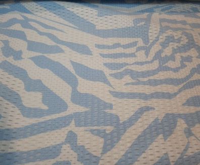 Marc Cain: "Netz"-Gewebe, weiß-hellblau, 145 cm breit, Meterware, ab 0,5 m